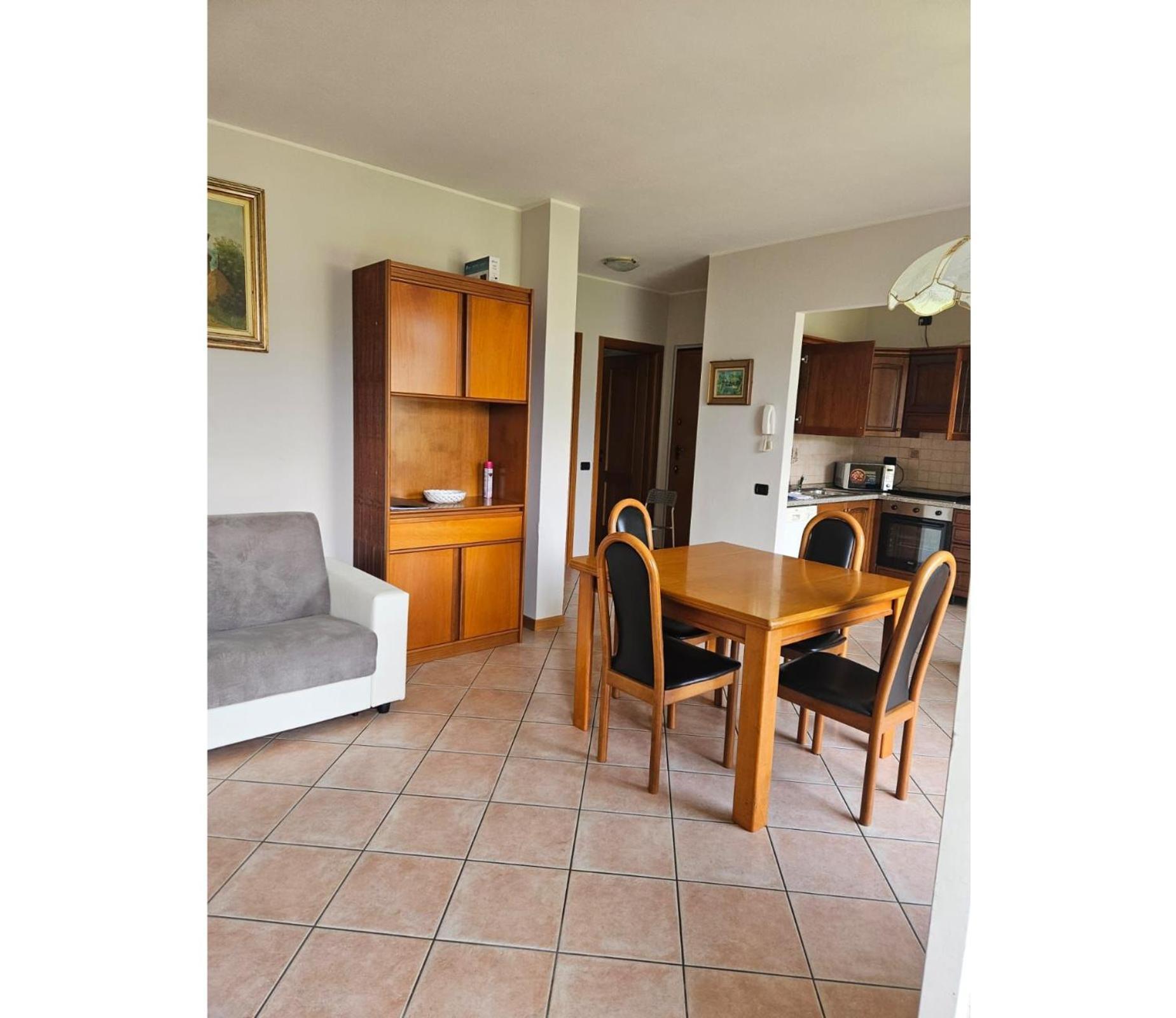 Apartment With Garden And Garage Dongo - Larihome A28 Εξωτερικό φωτογραφία