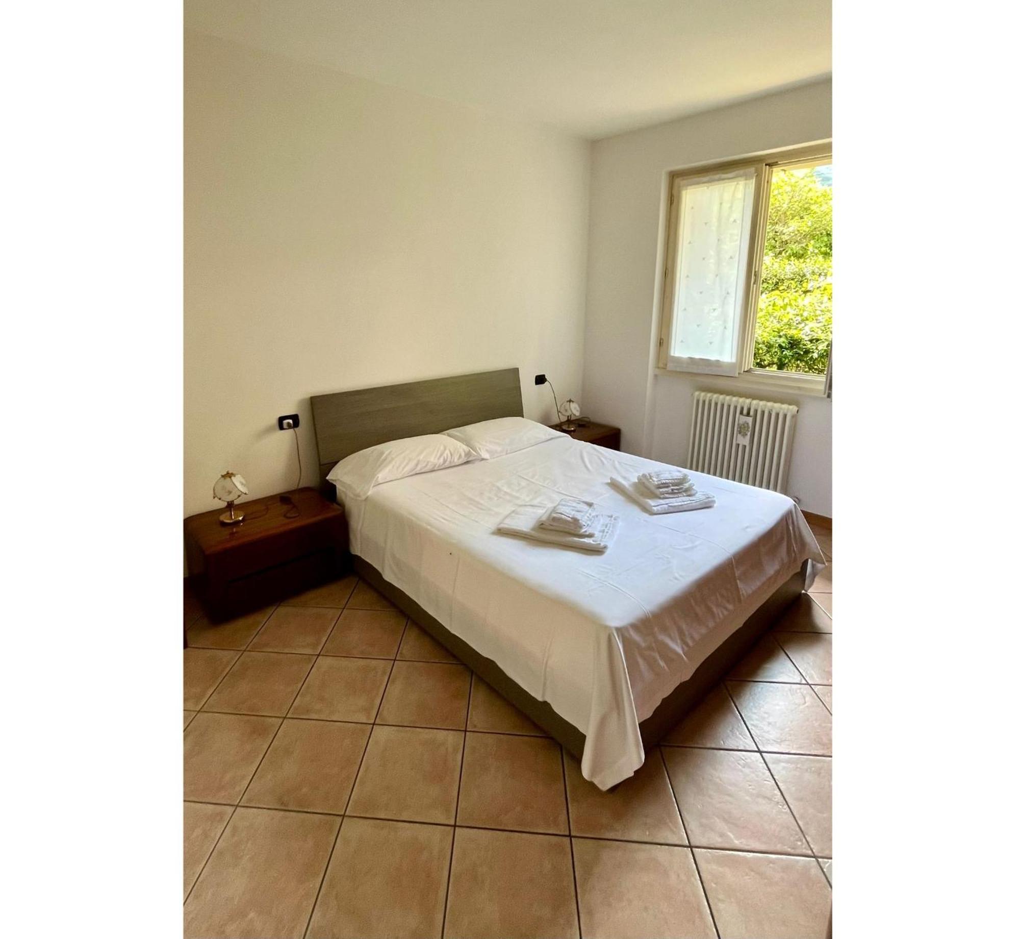 Apartment With Garden And Garage Dongo - Larihome A28 Εξωτερικό φωτογραφία