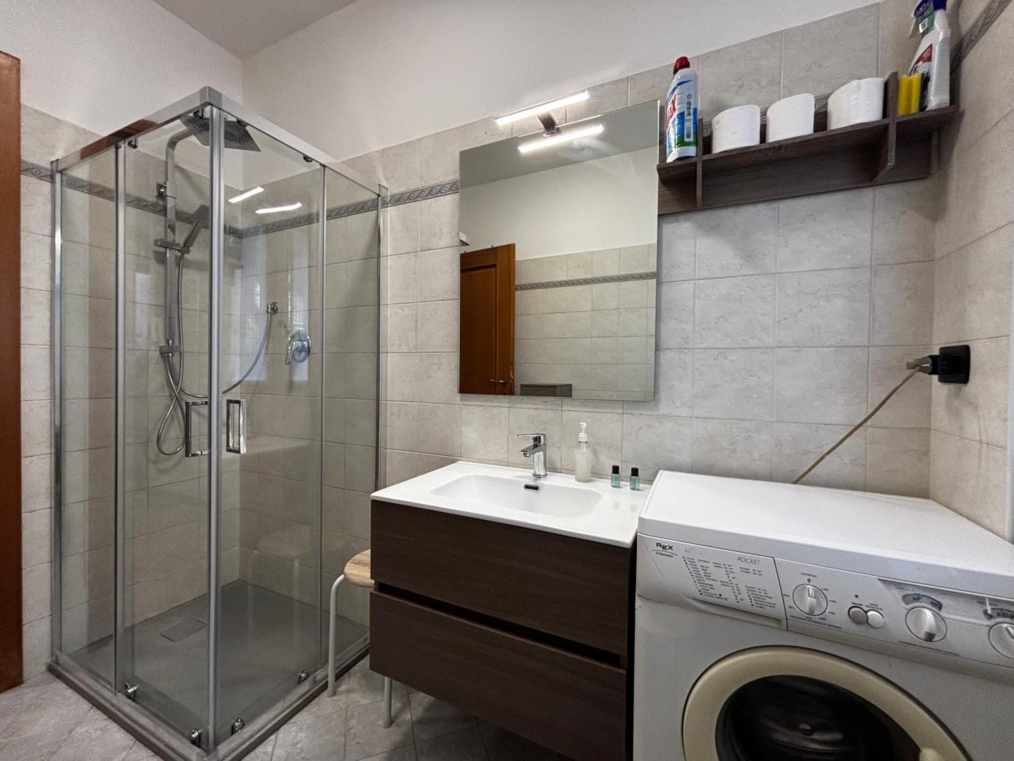 Apartment With Garden And Garage Dongo - Larihome A28 Εξωτερικό φωτογραφία